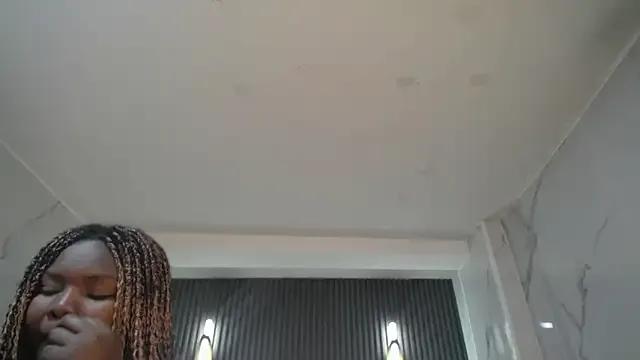 Freechat Soffia_b on StripChat