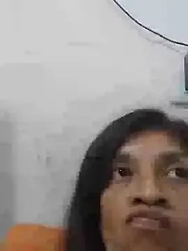 Freechat soltrinidad on StripChat