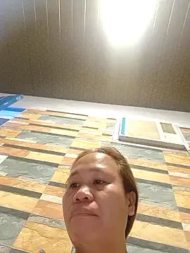 Freechat squirtshantal on StripChat