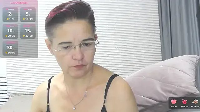 Private StaceyDarling on StripChat