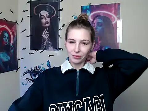 Freechat StrangerGi on StripChat