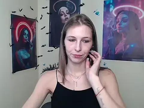 Freechat StrangerGi on StripChat