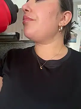 Freechat sukhakunis1 on StripChat