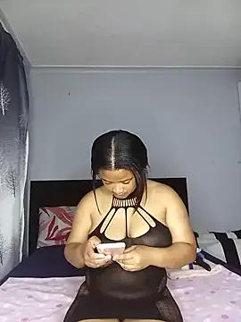 Sultrytits6 on StripChat