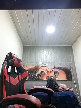 Freechat susan_mooree on StripChat