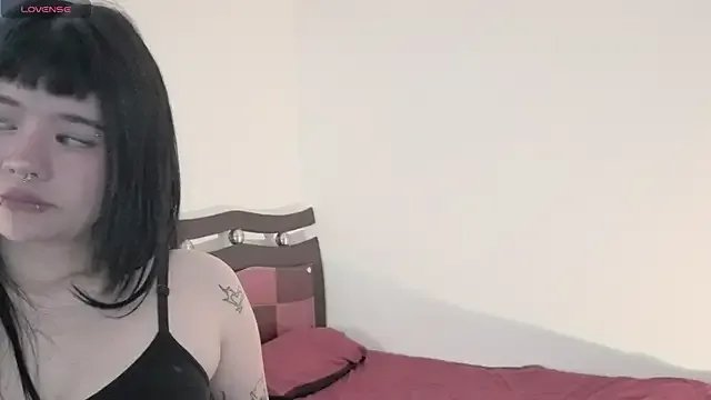 Freechat sweet_soup on StripChat