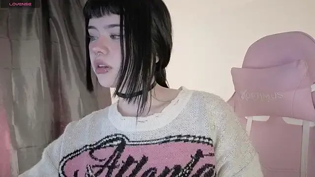 Freechat sweet_soup on StripChat