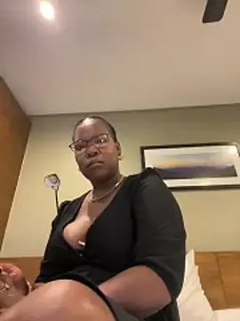 Freechat SweetCandy84 on StripChat