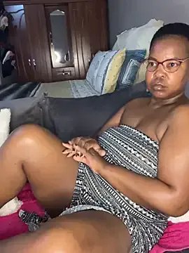 Freechat SweetCandy84 on StripChat