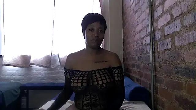 Freechat SweetPortableAmber on StripChat