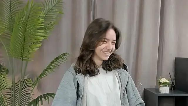 Freechat TarahCayne on StripChat