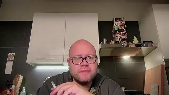 theitalianbear's avatar