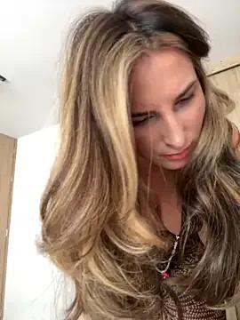 Thescorpionfr_ on StripChat