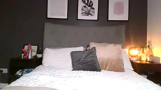 ThirstygirlCeCe on StripChat