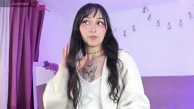 Freechat v1cky_ on StripChat