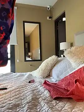 Freechat Valentcouple on StripChat