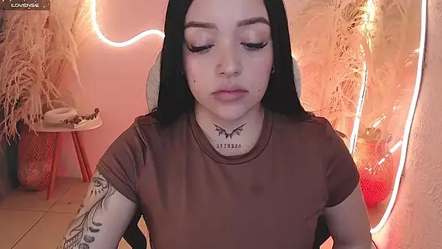 ViolettaHotLatin_'s avatar