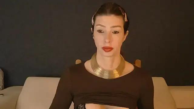 Freechat WhiteQueen888 on StripChat