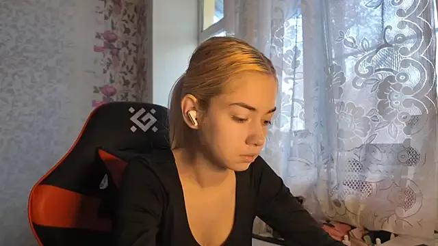 StripChat Witching_Moon is Freechat Witching_Moon — Dance tease