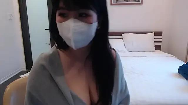 Your-Sunny on StripChat