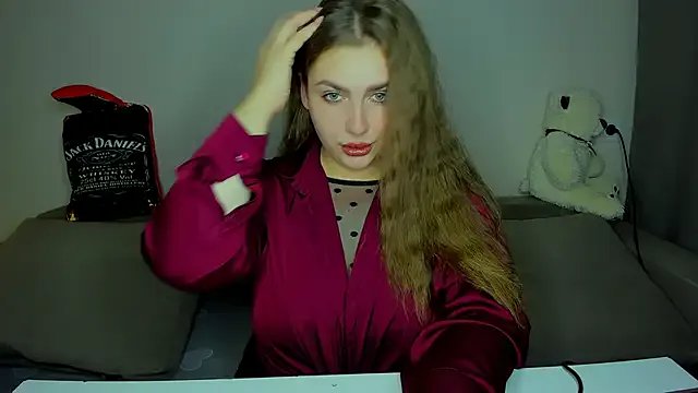 Freechat yourgem__ on StripChat