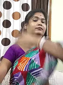 Freechat yoursweety09 on StripChat