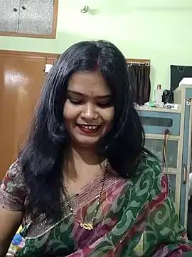 Freechat yoursweety09 on StripChat