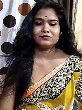 Freechat yoursweety09 on StripChat